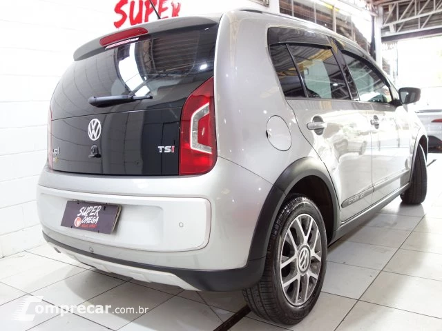 CROSS UP - 1.0 TSI 12V 4P MANUAL