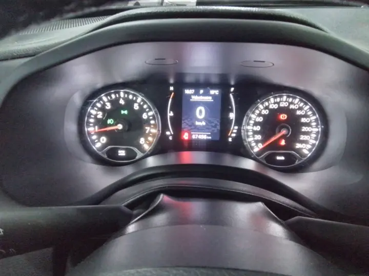 RENEGADE 1.8 16V FLEX LONGITUDE 4P AUTOMÁTICO