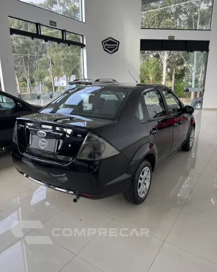 FIESTA 1.6 Rocam SE Sedan 8V