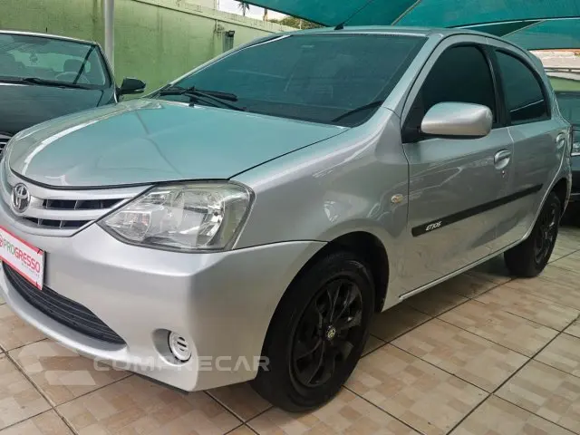 ETIOS HATCH - 1.3 XS 16V 4P MANUAL