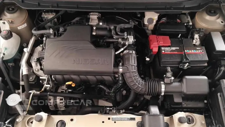 KICKS PLAY 1.6 16V FLEXSTART SENSE XTRONIC