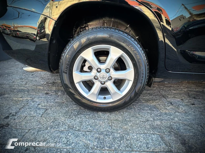 RAV4 2.4 4x4 16V 170cv Aut.