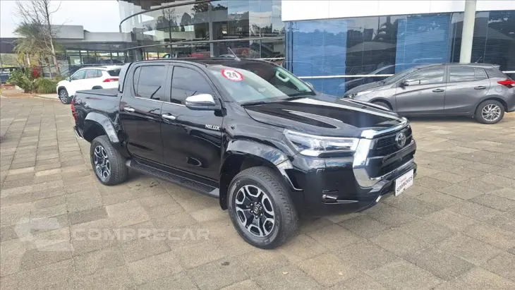 HILUX 2.8 D-4D TURBO DIESEL CD SRX PLUS 4X4 AUTOM