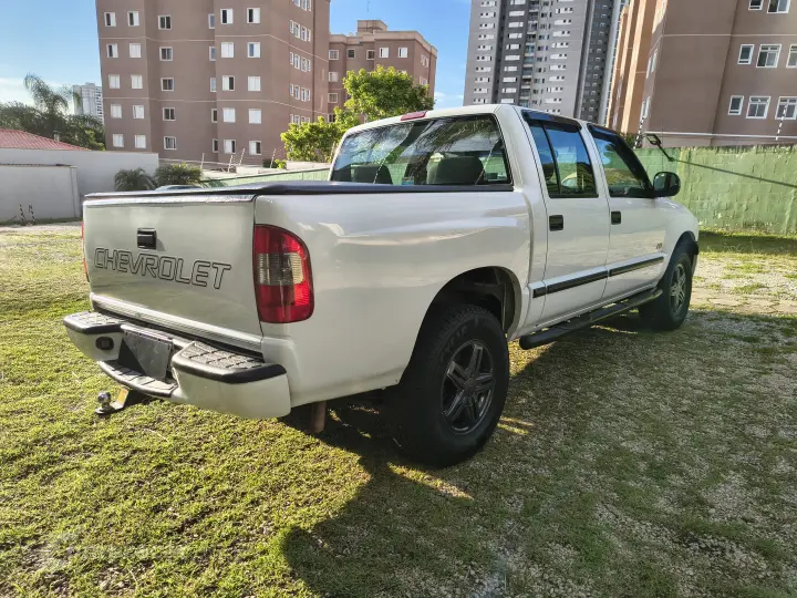 S10 2.4 MPFI Advantage 4X2 CD 8V