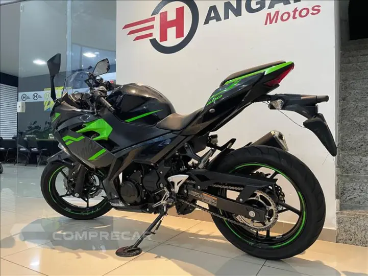 NINJA 400
