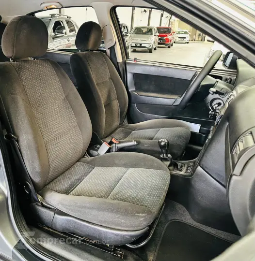 ASTRA 2.0 MPFI Advantage 8V