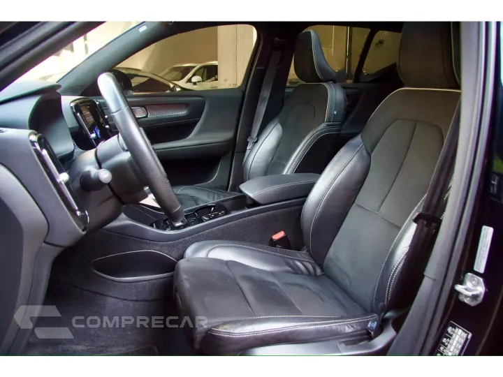 XC40 1.5 T5 RECHARGE R-DESIGN GEARTRONIC