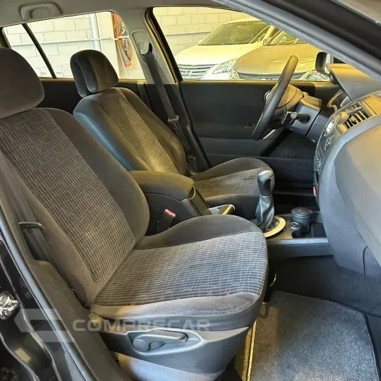 MEGANE 1.6 Expression Grand Tour 16V