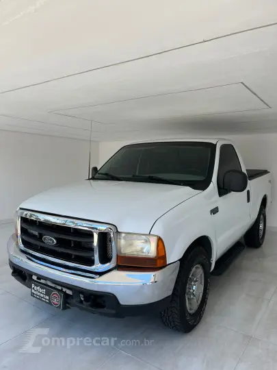 F-250 3.9 XL 4X2 CS