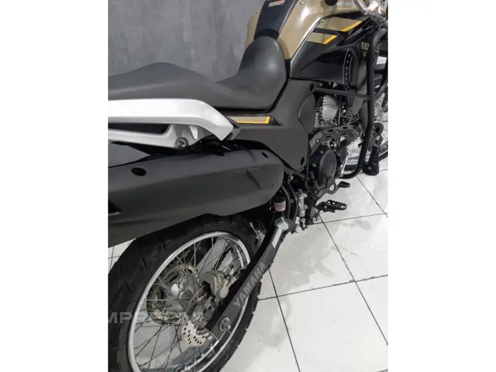 XTZ 250 LANDER 249CC
