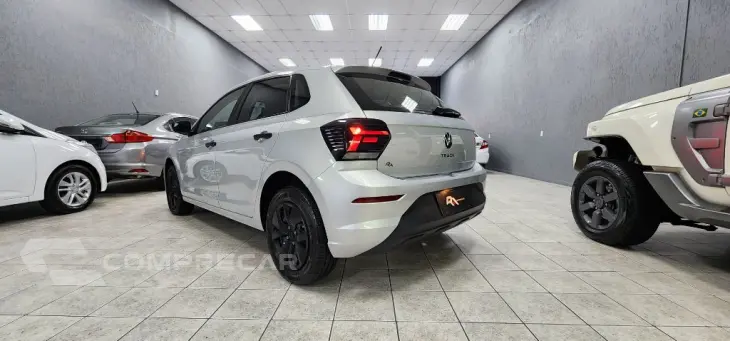 Polo Track 1.0 Flex 12V 5p