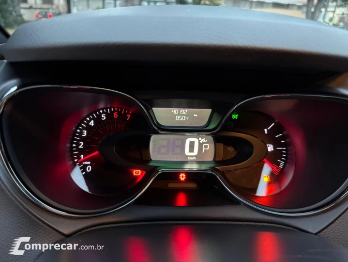 CAPTUR Intense Bose 1.6 16V Flex 5p Aut.