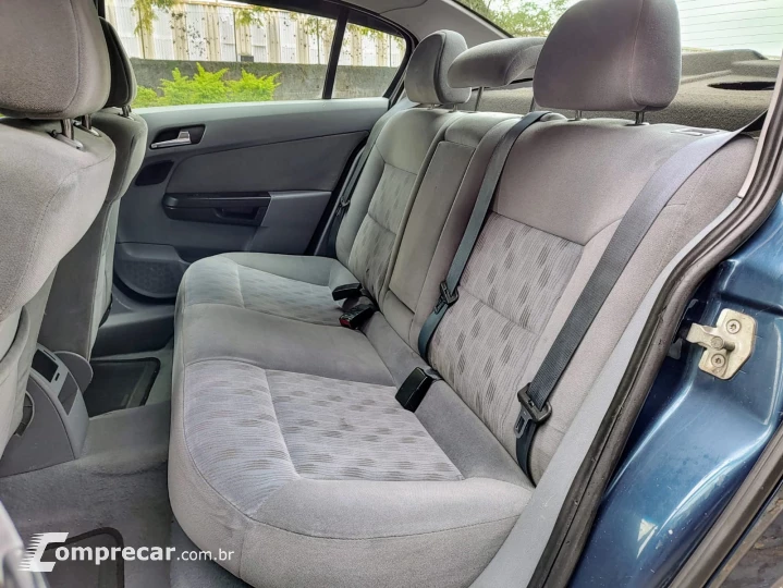 VECTRA 2.0 MPFI Elegance 8V