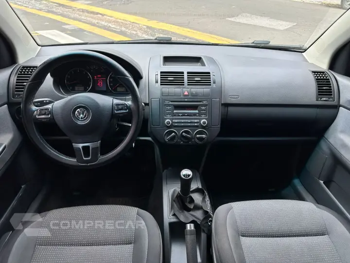 POLO SEDAN 1.6 MI 8V