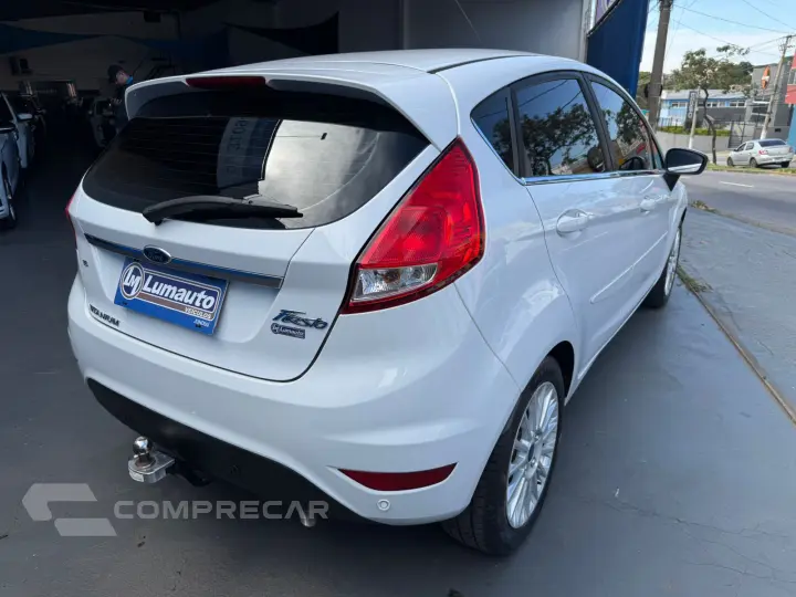 FIESTA 1.6 Titanium Hatch 16V