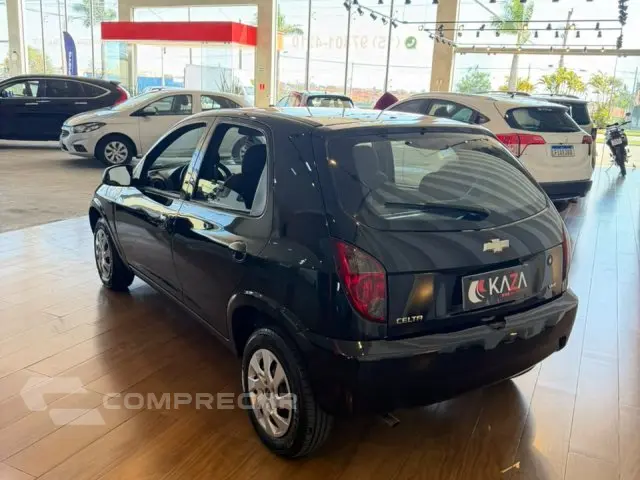 CELTA - 1.0 MPFI LT 8V 4P MANUAL