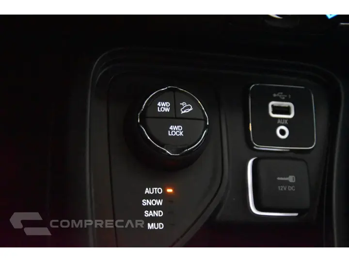COMPASS 2.0 16V DIESEL LONGITUDE 4X4 AUTOMÁTICO