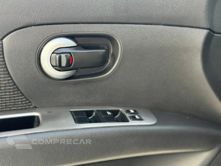 LIVINA 1.6 S 16V FLEX 4P MANUAL