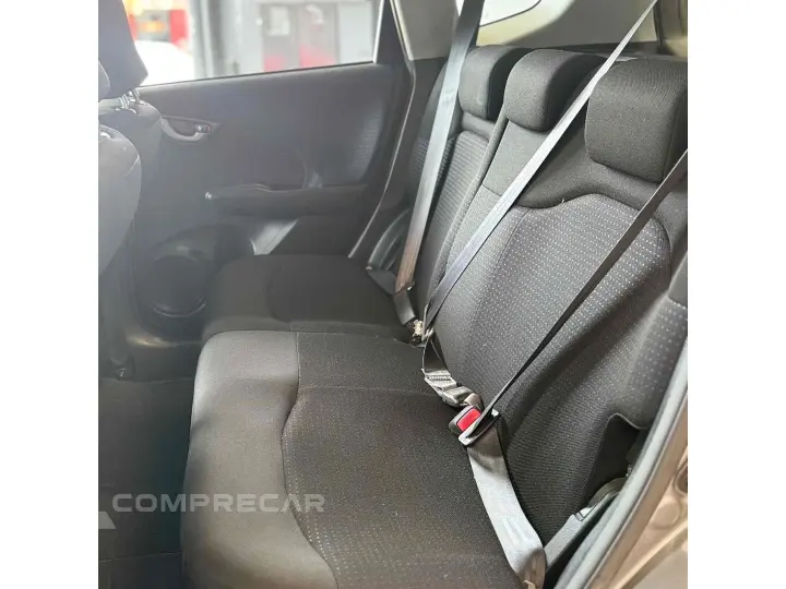 FIT 1.4 LX 16V FLEX 4P AUTOMÁTICO