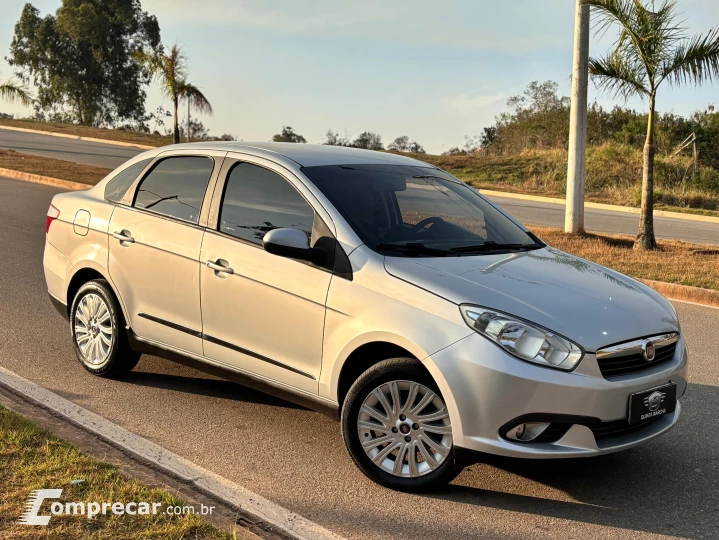 Grand Siena Essence 1.6 16V (Flex)