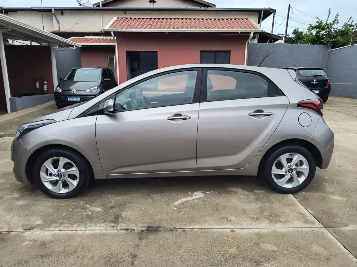 HB20 1.6 Comfort Style 16V