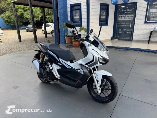 ADV 150 - SCOOTER