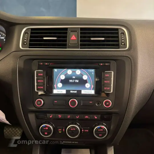 JETTA Highline 2.0 TSI 16V 4p Tiptronic