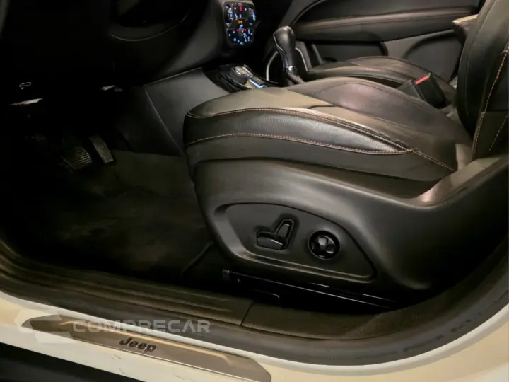 COMPASS 2.0 16V DIESEL LIMITED 4X4 AUTOMÁTICO