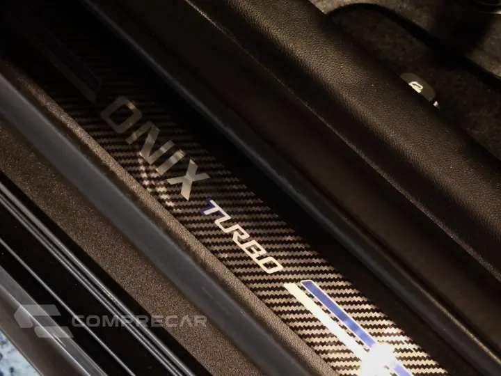 ONIX 1.0 Turbo RS