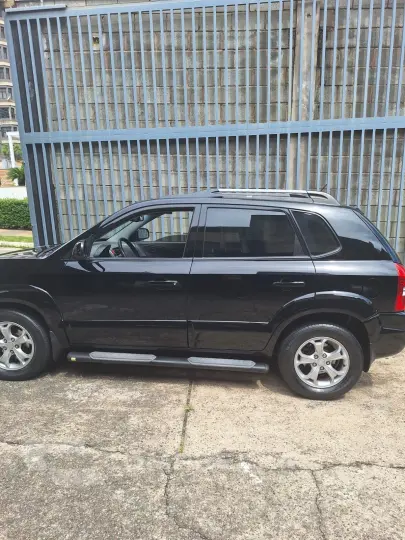 TUCSON 2.7 MPFI GLS 24V 180cv 4WD