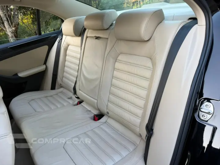 JETTA 2.0 TSI HIGHLINE 211CV GASOLINA 4P TIPTRONIC