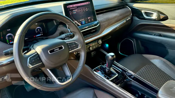 COMMANDER 1.3 T270 Turbo Overland