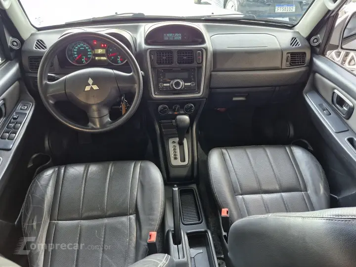 PAJERO TR4 2.0 4X2 16V 140CV FLEX 4P AUTOMÁTICO