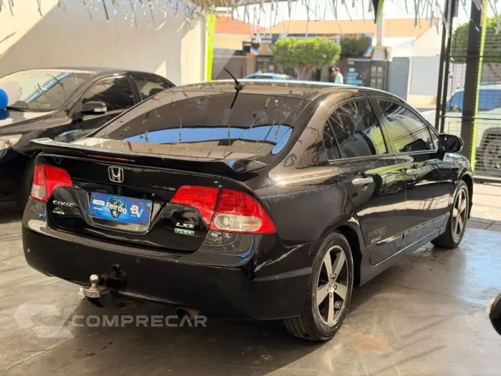 Civic Sedan LXS 1.8/1.8 Flex 16V Mec. 4p