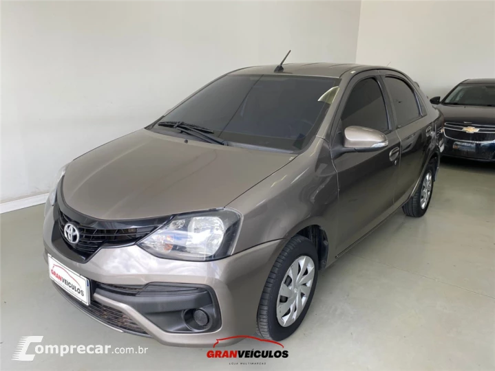 ETIOS 1.5 X PLUS SEDAN 16V FLEX 4P AUTOMÁTICO