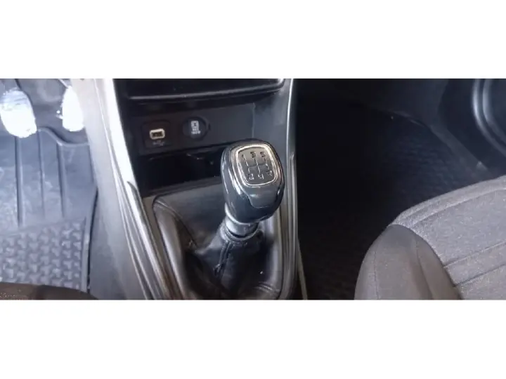 STRADA 1.3 FIREFLY FLEX FREEDOM CS MANUAL