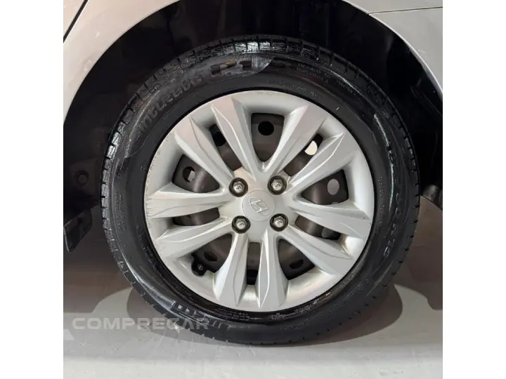 HB20S 1.6 COMFORT PLUS 16V FLEX 4P AUTOMATICO