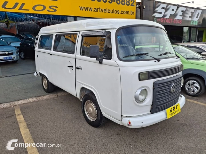 KOMBI 1.6 MI STD Escolar 8V