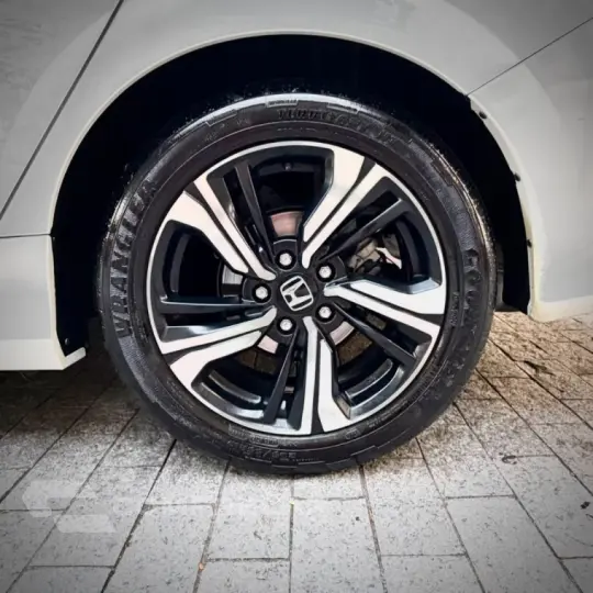 CIVIC 1.5 16V Turbo Touring