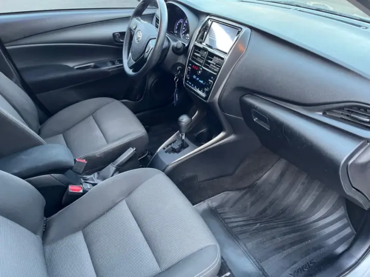 YARIS 1.5 16V Sedan XL Multidrive