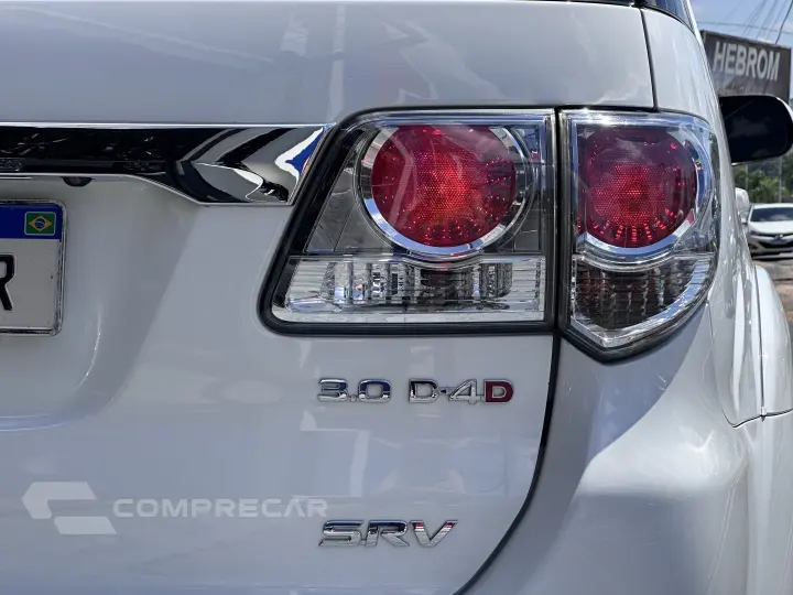 HILUX SW4 3.0 SRV 4X4 16V TURBO INTERCOOLER DIESEL 4P AUTOMÁ