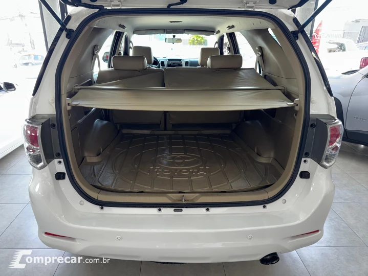 Hilux SW4 2.7