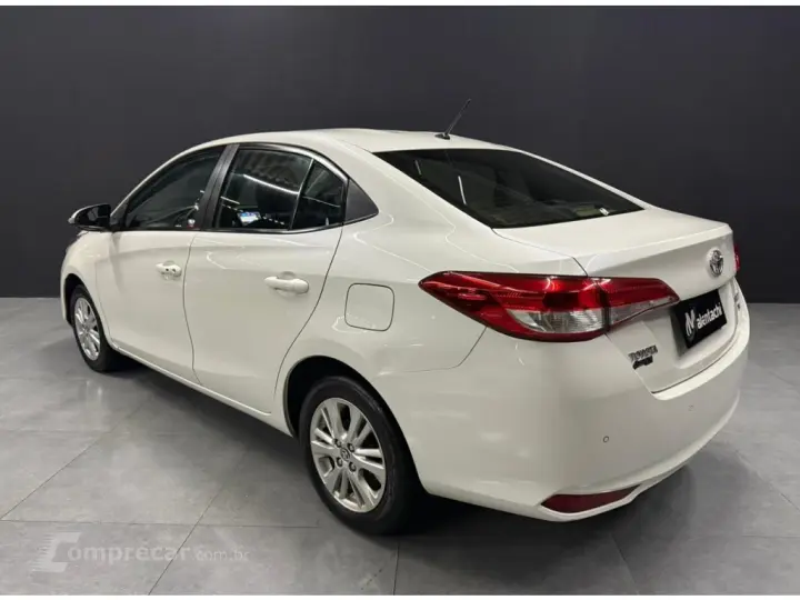 YARIS 1.5 16V FLEX SEDAN XL PLUS TECH MULTIDRIVE