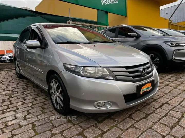 CITY 1.5 EX Sedan 16V