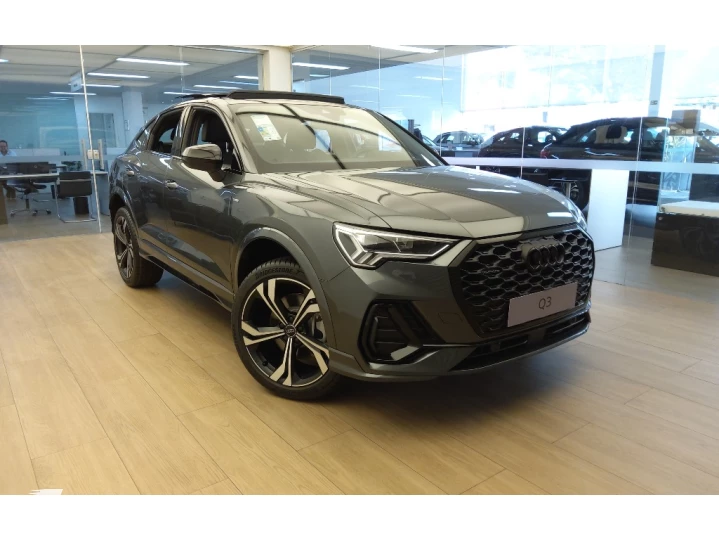 Q3 2.0 40 TFSI GASOLINA SPORTBACK PERFORMANCE BLACK PLUS QUA