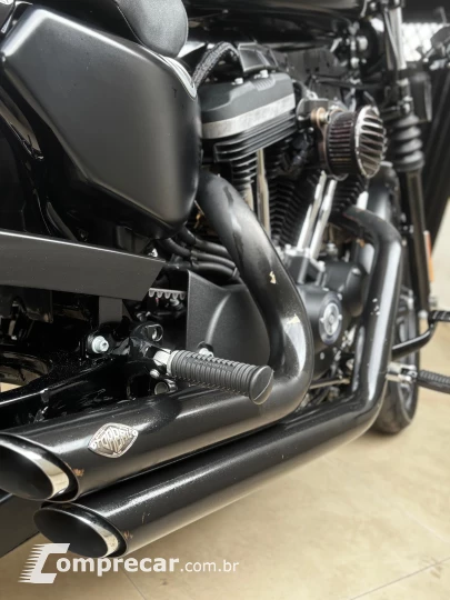 Sportster Iron 883