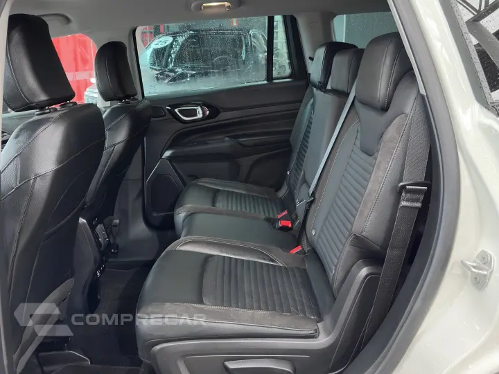 COMMANDER 1.3 T270 TURBO FLEX LIMITED AT6