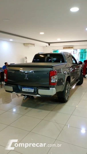 L200 TRITON 2.4 16V Turbo Sport Hpe-s CD 4X4