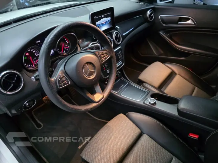 CLA-180 1.6 16V 122cv Aut.