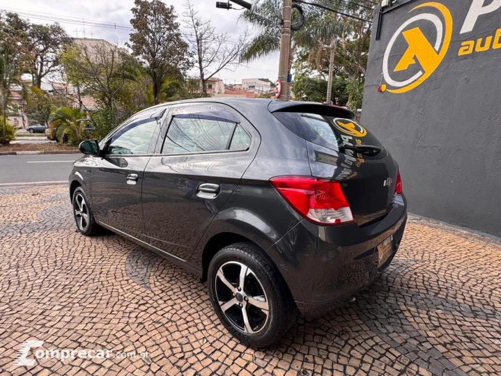 ONIX HATCH LT 1.0 8V FlexPower 5p Mec.